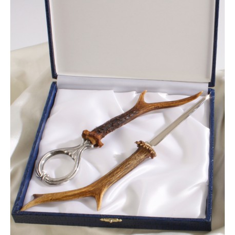 Tagliacarte e lente capriolo